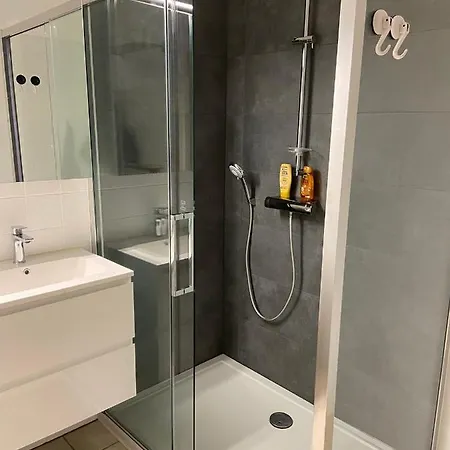 Apartment Weloveoostende - Spacious 150m From - Including Bed Linen And Final Clea-ning Ostende