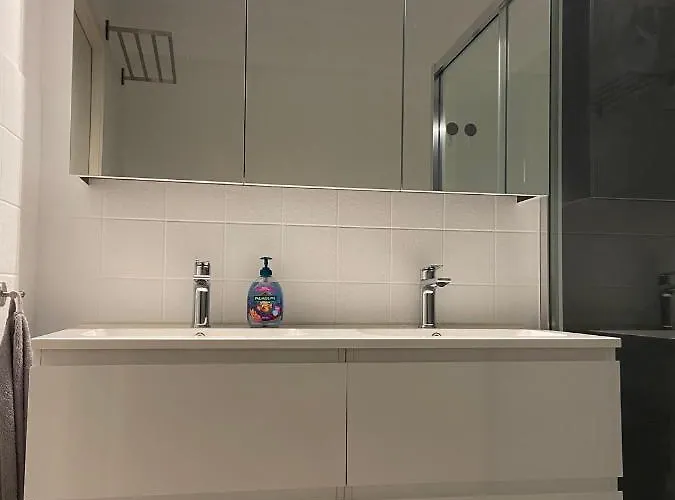 Weloveoostende - Newly Renovated Large 150m From The - Including Bed Sheets And Final Clea-ning Appartement *